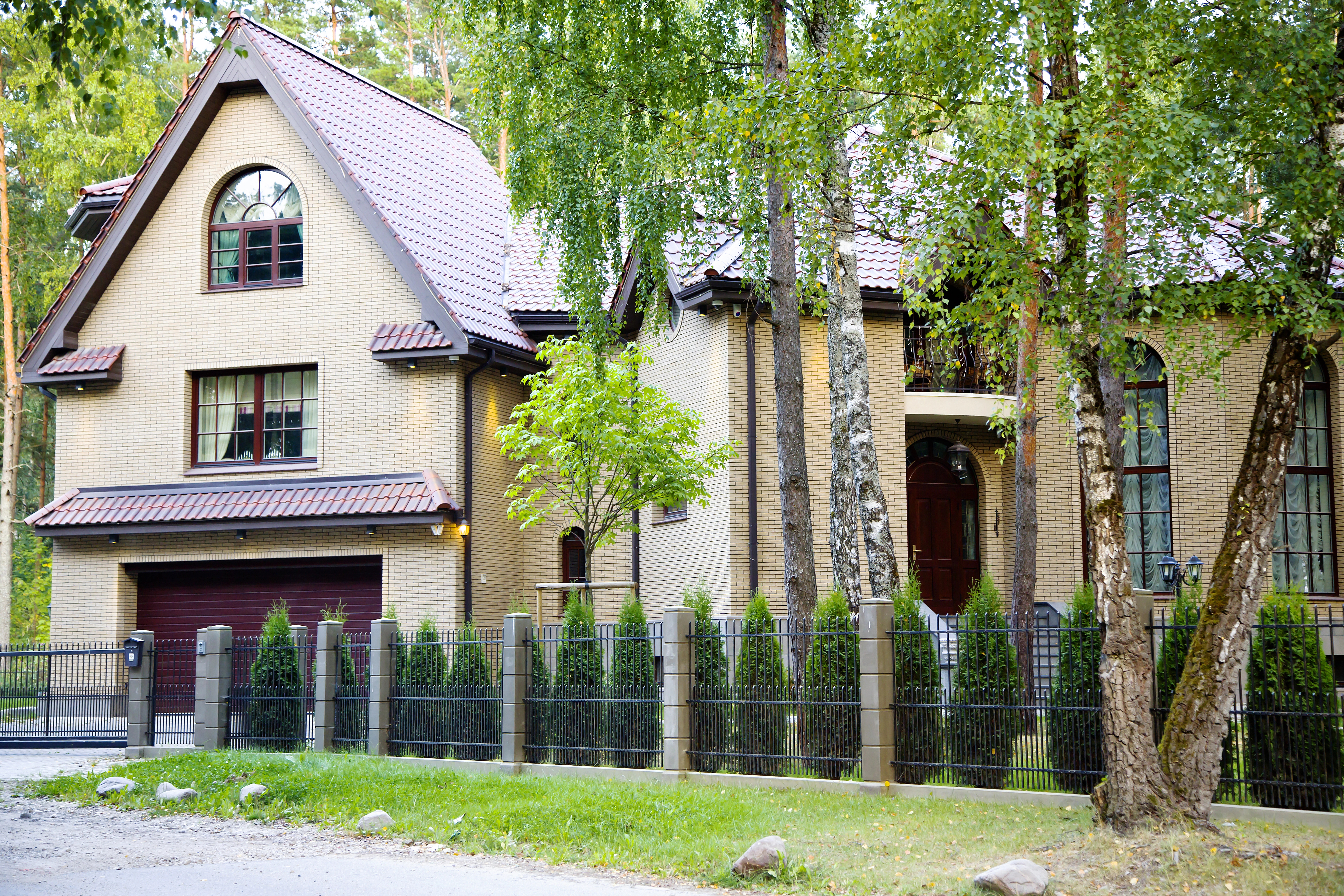 nice family home in clarington